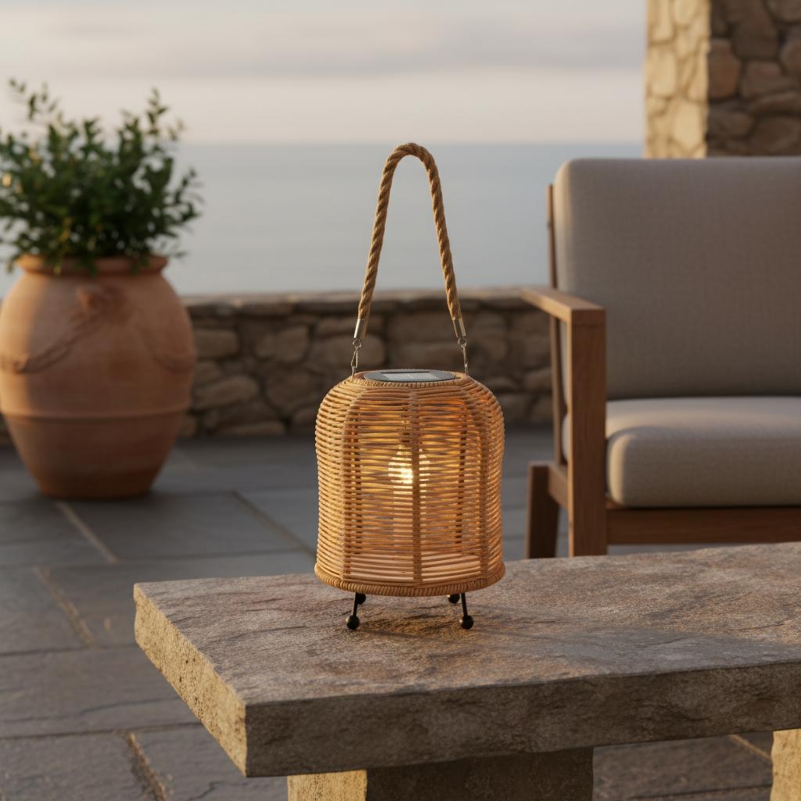 Handwoven Solar Lantern Warm L – Outdoor Power For Camping recenzja i cena